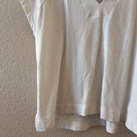 Free Assembly White Collared T-shirt - Picture 3 of 8